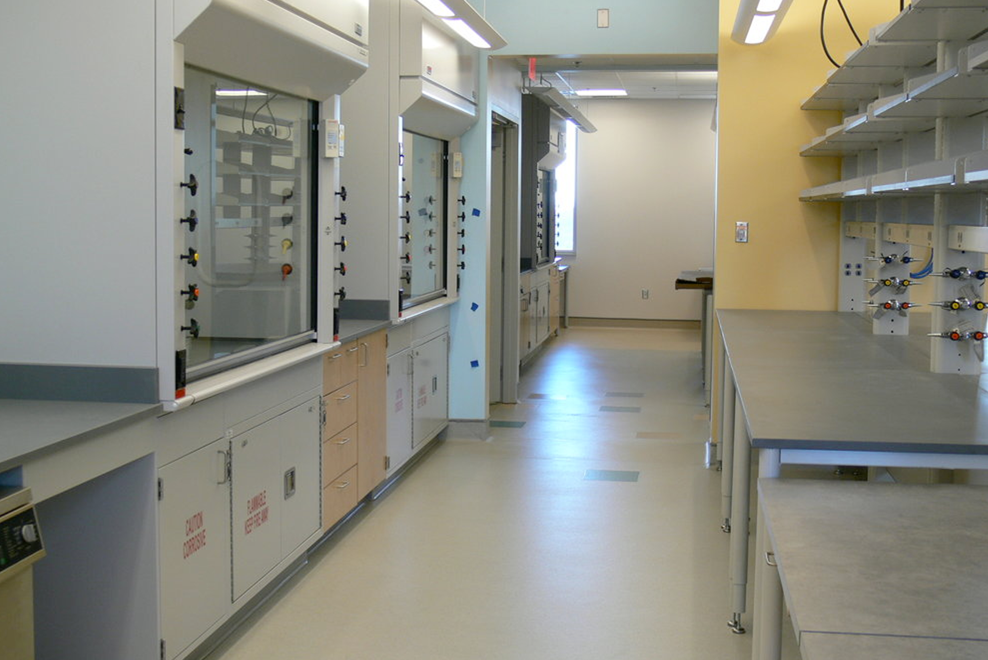 Interior, NIH Interdisciplinary Labs at UMass Amherst, work stations, sink, storage, equipment, fume hoods