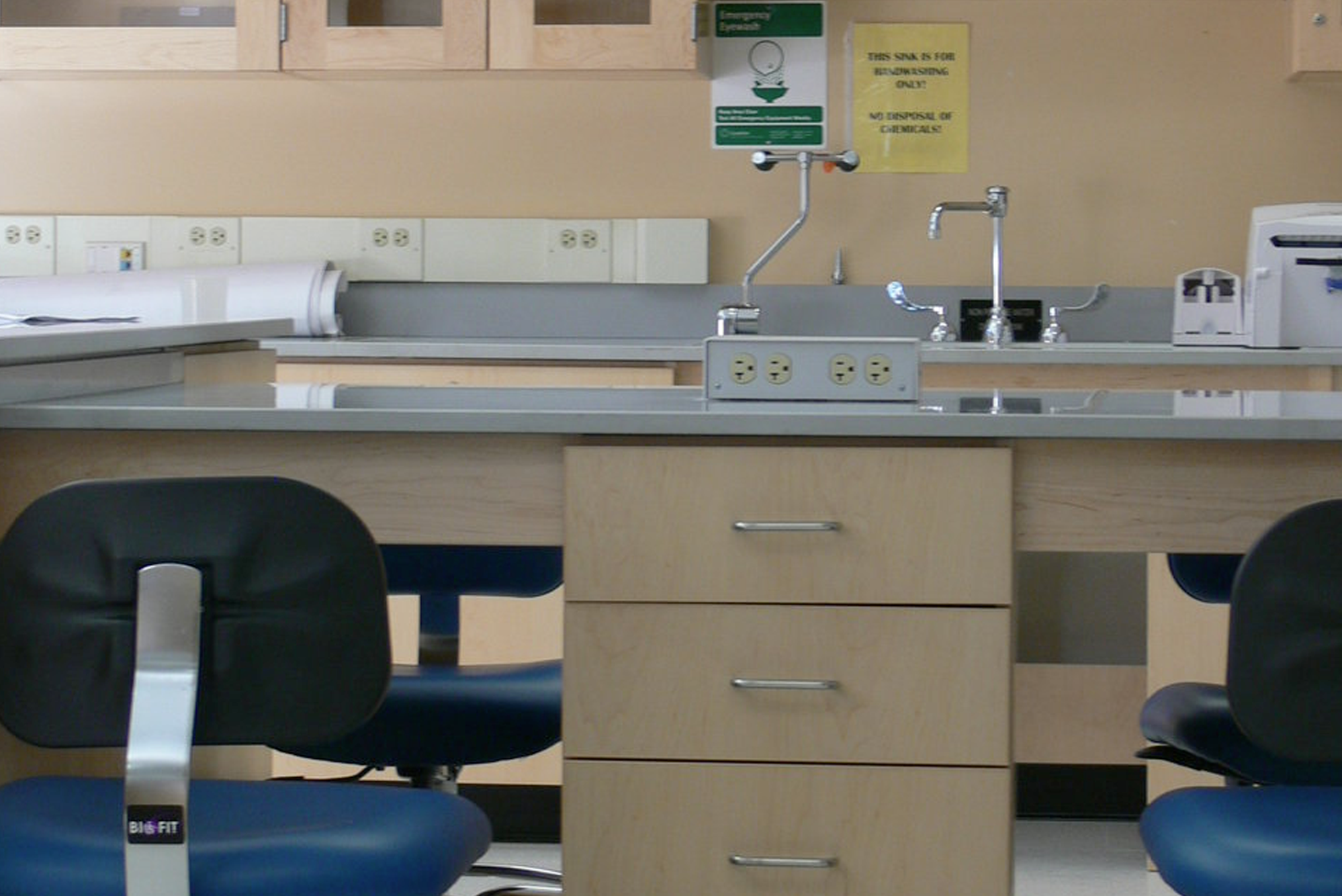 Interior, Health Sciences Laboratory at UMass Lowell, work stations, storage